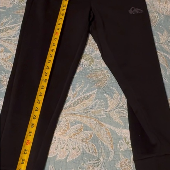 Quiksilver Men’s Black Jogger Pants, medium, hip zipper pockets, NWT - Picture 3 of 7